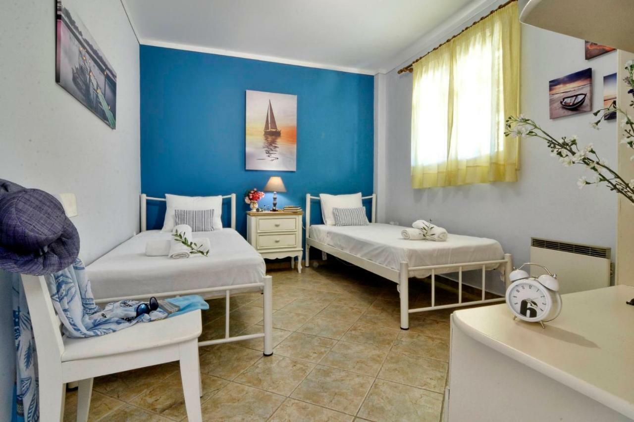 Alessandro's Apartment Mantouki